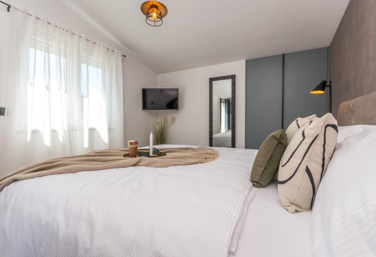 Marilu Luxury Apartments Драге Екстер'єр фото